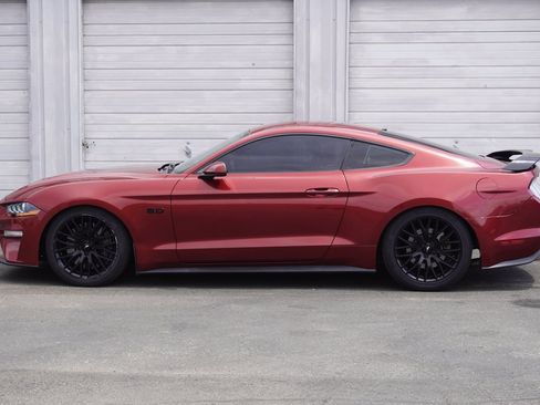 Used 2018 Ford Mustang GT w/ GT Performance Package RWD image 2