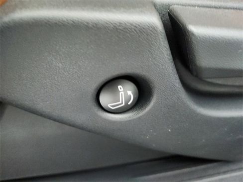 New 2026 Nissan Pathfinder Platinum image 43