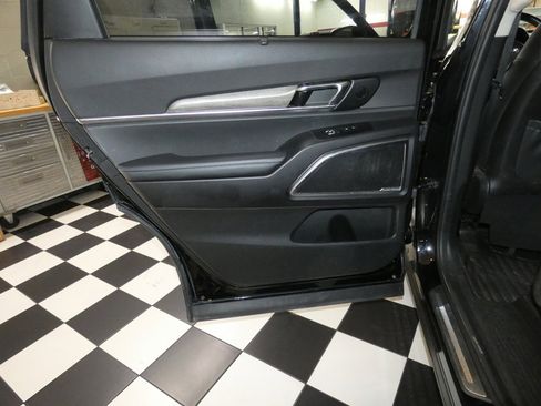 Used 2021 Kia Telluride SX image 32