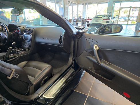 Used 2008 Chevrolet Corvette Z06 w/ Preferred Equipment Group image 9