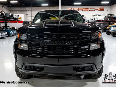 Used 2021 Chevrolet Silverado 1500 Custom image 3