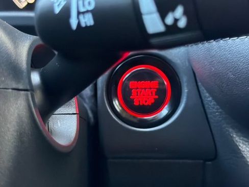 Used 2025 Honda HR-V EX-L image 27