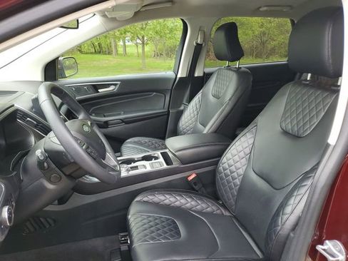 Used 2024 Ford Edge Titanium w/ Equipment Group 301A AWD/4WD image 5