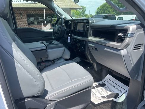 Used 2023 Ford F250 XL RWD image 19