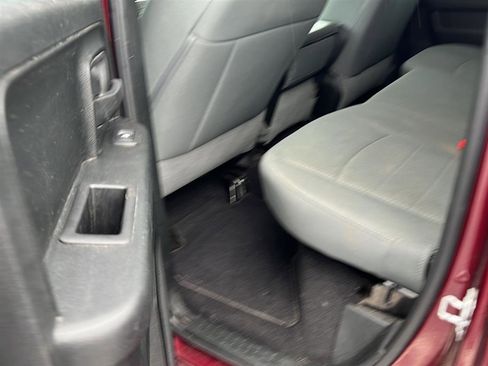 Used 2018 RAM 1500 Express w/ Express Value Package image 12