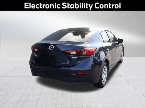 Used 2017 MAZDA MAZDA3 Sport FWD image 7