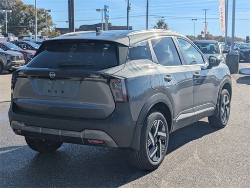 New 2026 Nissan Kicks SV image 3