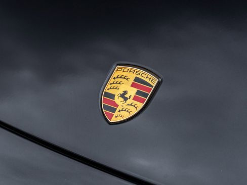 Certified 2022 Porsche Cayenne Turbo S image 17