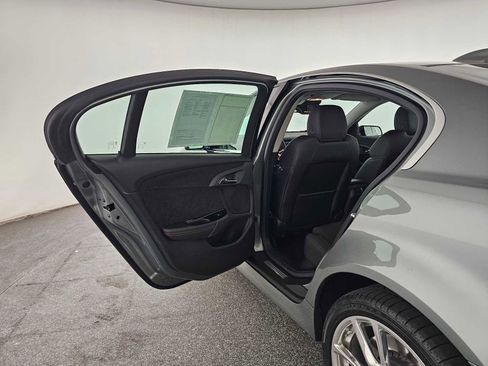 Used 2015 Chevrolet SS image 15