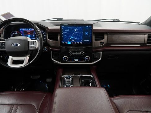 Used 2023 Ford Expedition Max Limited image 27