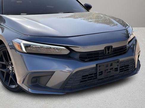 Used 2023 Honda Civic Sport image 25