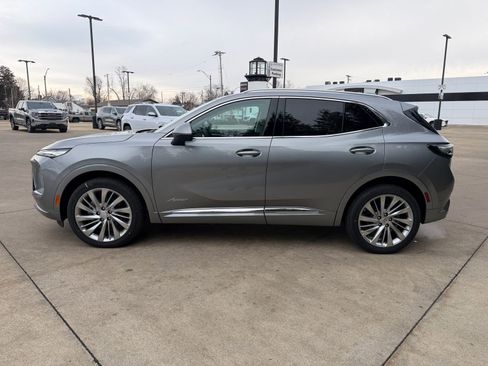 New 2026 Buick Envision Avenir image 8