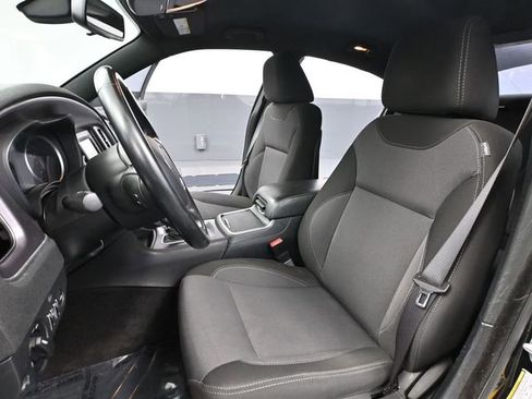 Used 2016 Dodge Charger SE AWD/4WD image 23