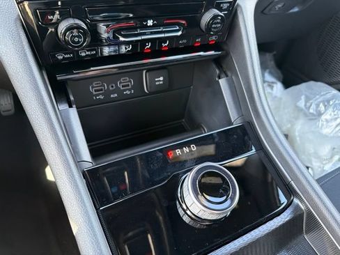 New 2026 Jeep Grand Cherokee Laredo AWD/4WD image 19