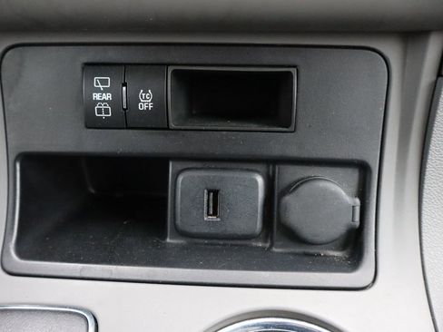 Used 2015 Chevrolet Traverse LS FWD image 14