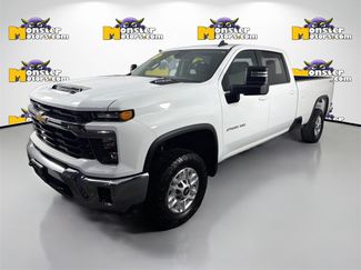 Used 2024 Chevrolet Silverado 2500 LT video 1