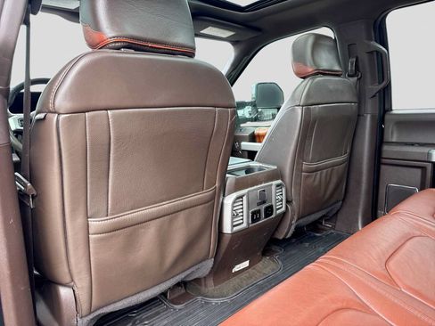 Used 2018 Ford F250 King Ranch w/ King Ranch Ultimate Package AWD/4WD image 17