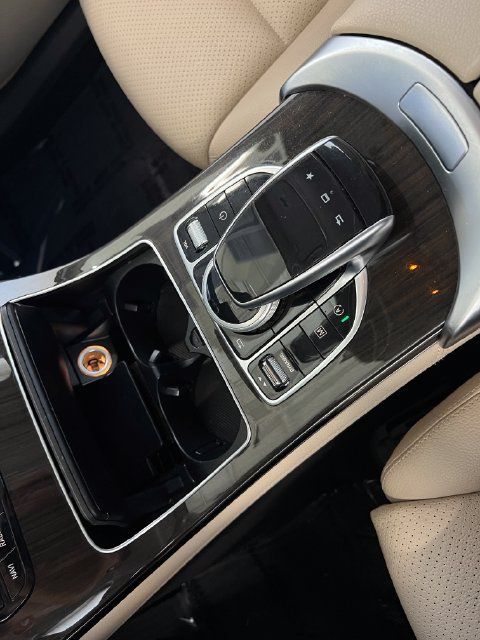 Used 2016 Mercedes-Benz GLC 300 image 21