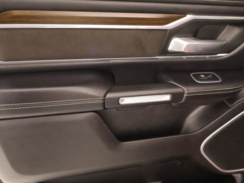 Used 2022 RAM 1500 Laramie w/ Laramie Southwest Edition image 17
