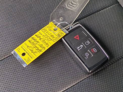 Certified 2023 Land Rover Range Rover Autobiography image 36