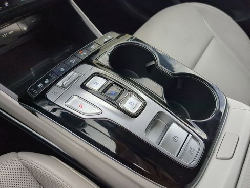 Used 2024 Hyundai Tucson Limited image 26