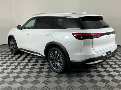 Certified 2026 INFINITI QX60 Luxe w/ Cargo Package AWD/4WD image 4