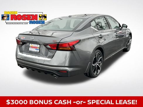 New 2025 Nissan Altima 2.5 SR w/ SR Premium Package image 5