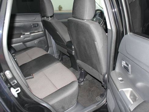 Used 2019 Mitsubishi Outlander Sport SE image 16