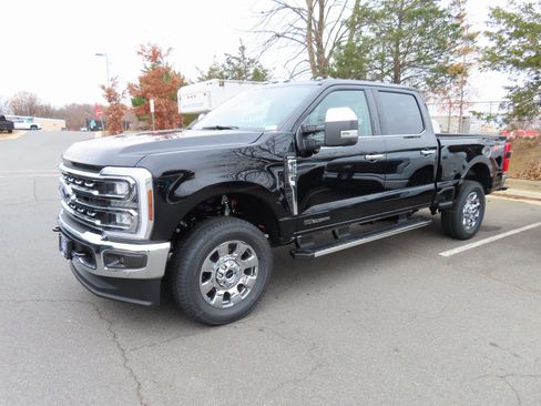 New 2026 Ford F250 Lariat w/ Lariat Premium Package image 3