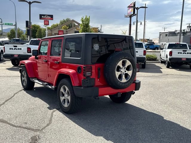Used 2018 Jeep Wrangler Unlimited Sahara w/ Connectivity Group AWD/4WD image 5
