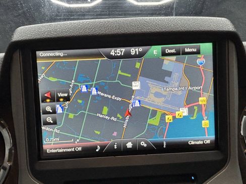 Used 2015 Ford F250 Lariat w/ Lariat Ultimate Package AWD/4WD image 24