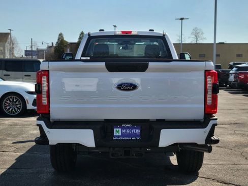 New 2026 Ford F250 4x4 Regular Cab Super Duty image 4