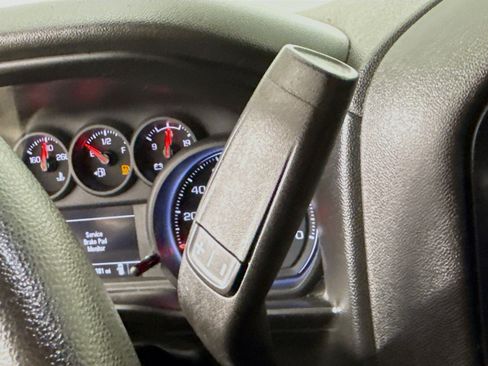 Used 2021 Chevrolet Silverado 1500 Custom w/ Rally Edition RWD image 18