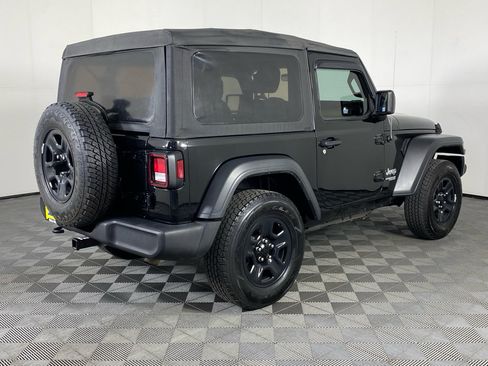 Used 2018 Jeep Wrangler Sport image 21