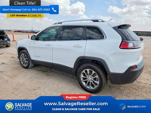 Used 2019 Jeep Cherokee Latitude Plus AWD/4WD image 3