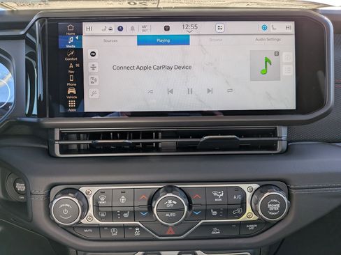 New 2026 Jeep Wrangler Unlimited Rubicon image 13