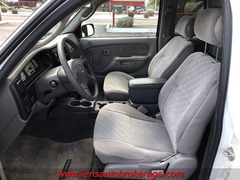 Used 2003 Toyota Tacoma PreRunner RWD image 12
