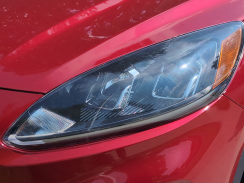 Used 2022 Ford Escape SEL FWD image 6