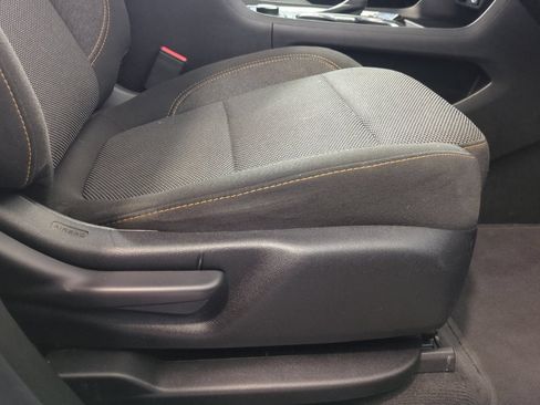 Used 2020 Chevrolet Traverse LS AWD/4WD image 23