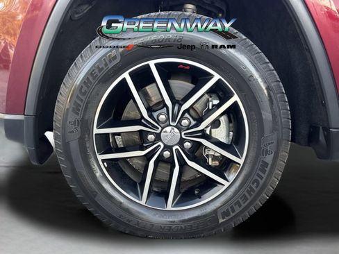 Used 2019 Jeep Grand Cherokee Trailhawk w/ Trailhawk Luxury Group image 37