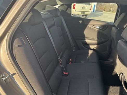 Used 2024 Chevrolet Malibu LT image 12