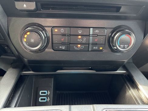 Used 2018 Ford F150 XLT w/ Equipment Group 302A Luxury image 4