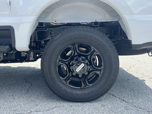 New 2026 Ford F250 XL AWD/4WD image 27