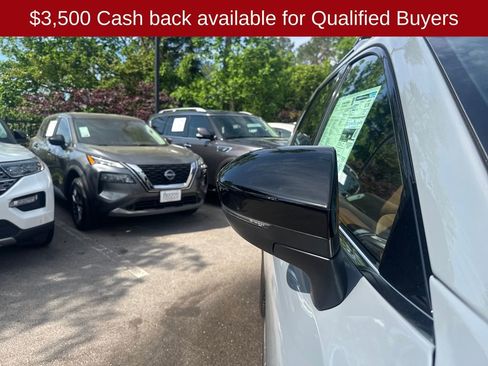 New 2026 Nissan Pathfinder Platinum AWD/4WD image 38