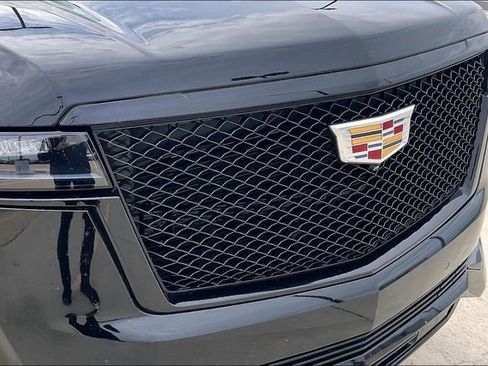 Certified 2024 Cadillac Escalade Sport image 30