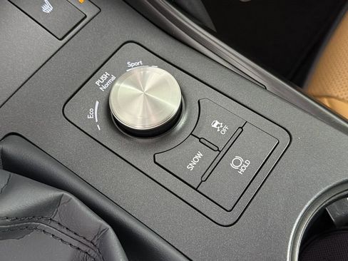 Used 2025 Lexus IS 350 F Sport image 28