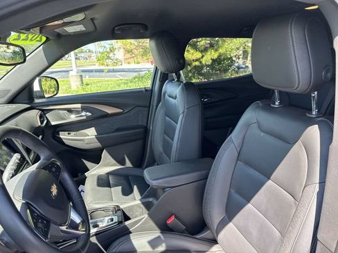 Used 2022 Chevrolet TrailBlazer ACTIV w/ Convenience Package AWD/4WD image 11