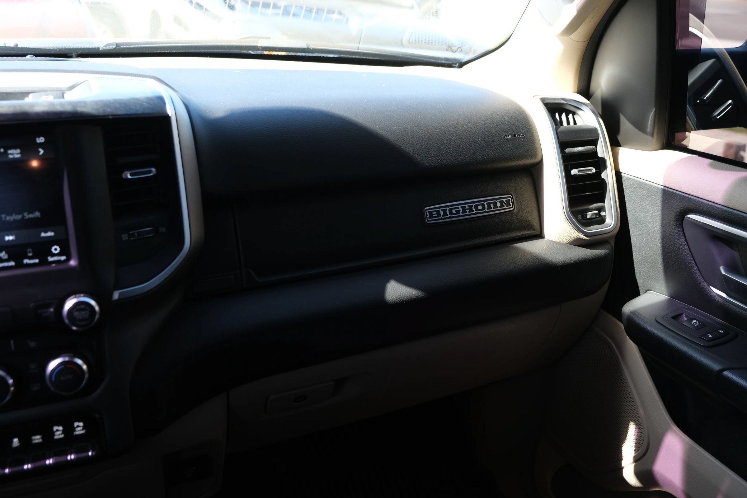 Used 2020 RAM 1500 Big Horn AWD/4WD image 30