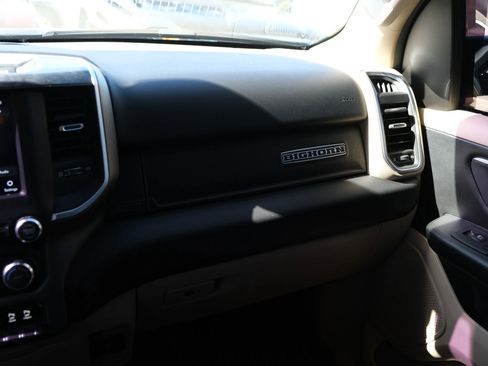 Used 2020 RAM 1500 Big Horn AWD/4WD image 30