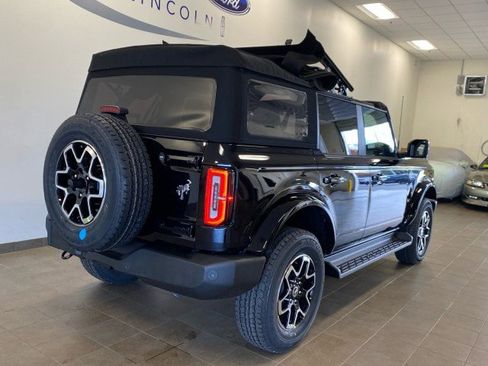 New 2025 Ford Bronco Outer Banks image 8